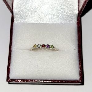 Silver (925) with 4 semi-precious stones, size 4.